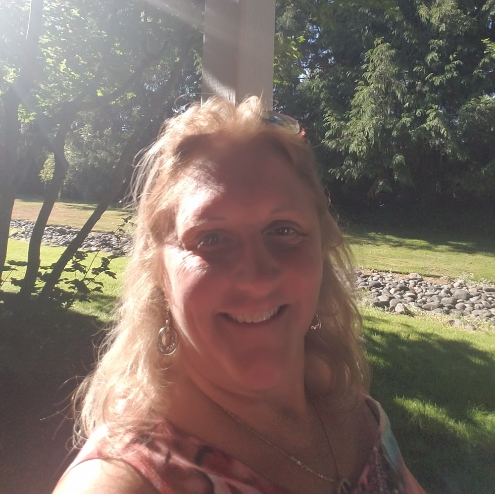 Meet your Posher, Brenda